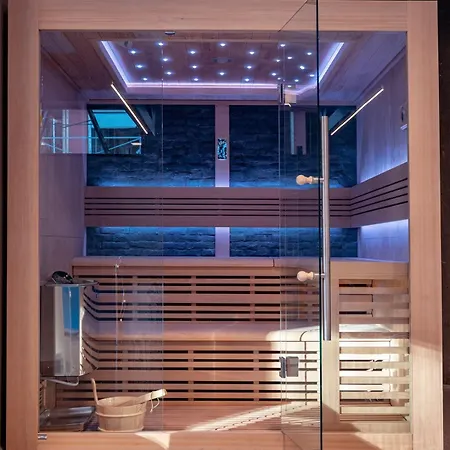 Apartment Modern In Aros With Swimming Pool!-moderne Pa Aros Med Svommebasseng!