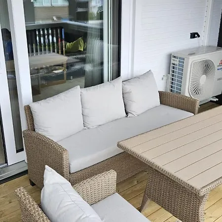 Modern In Aros With Swimming Pool!-moderne Pa Aros Med Svommebasseng! * Sogne
